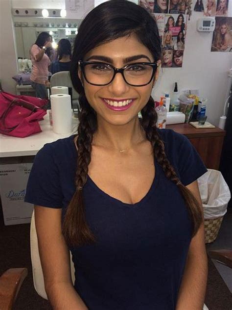 porno khalifa|Mia Khalifa Porn Videos 